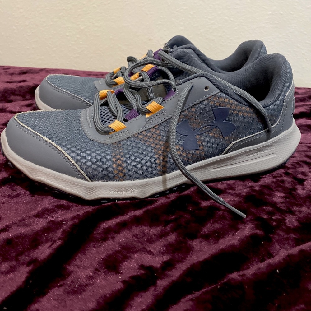 Under Amour Toccoa Running Shies women’s size 8.5 purple Orange Sneakers